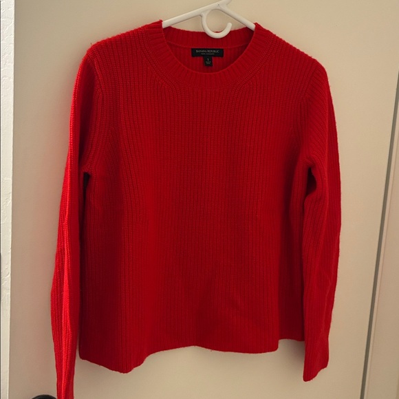 Banana Republic Sweaters - Banana Republic Women's Red Cashmere Sweater Size Small
